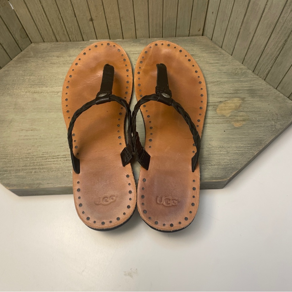 UGG Black Braided Leather Sandals 9 - Picture 3 of 8